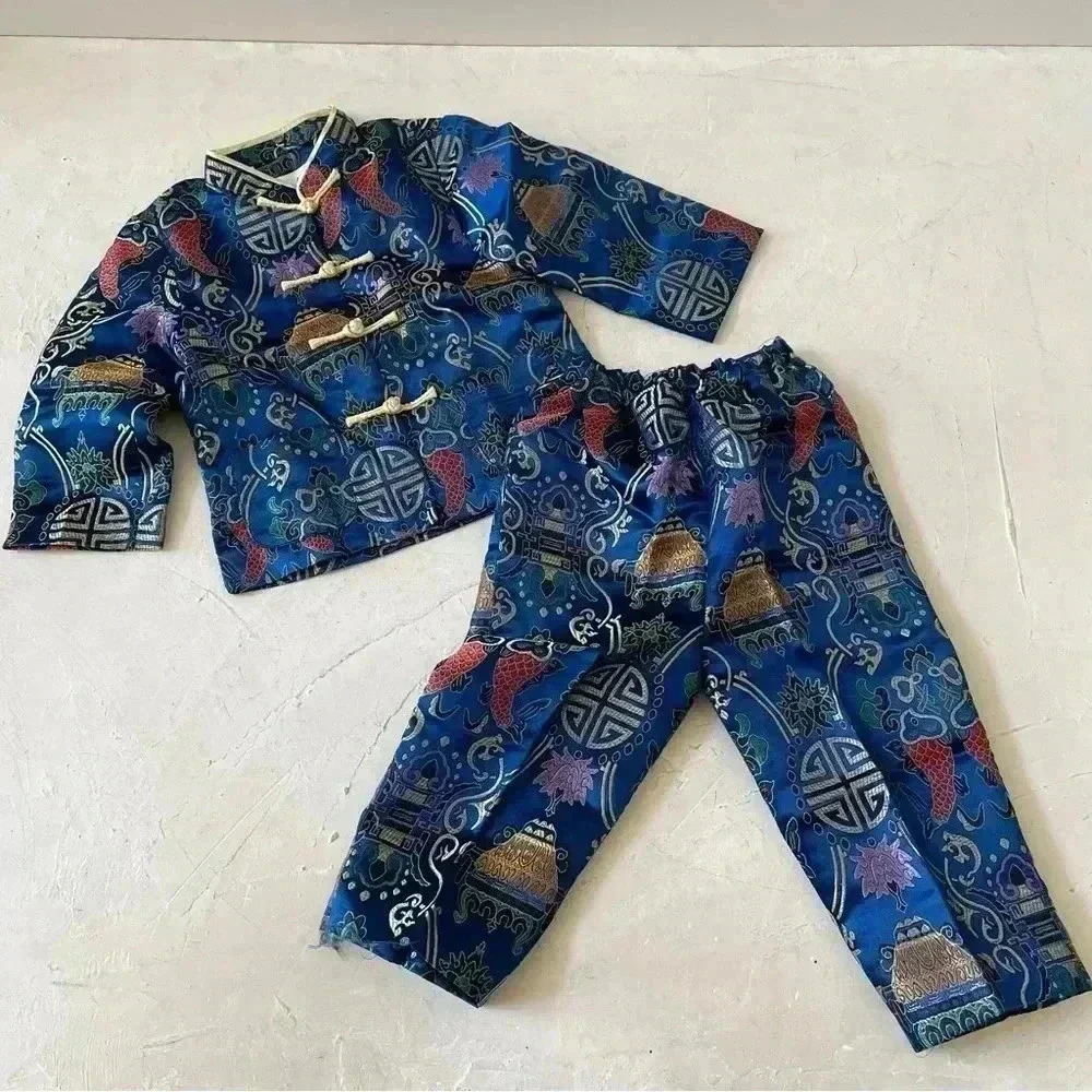 Traditional Chinese New Year Outfit Changshan